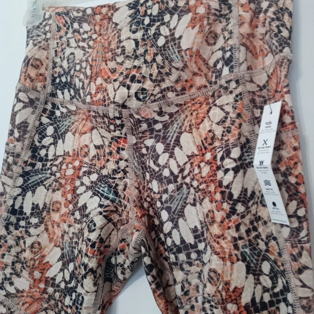 Evolution and Creation Beige Snakeskin print Athletic Workout Leggings w pockets